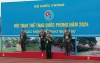 Vận động viên Sùng A Hồng nhận Huy chương Vàng tại Hội thao.