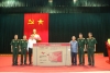 Thứ trưởng Bộ Thông tin và Truyền thông thăm và tặng quà Trường Đại học Chính trị
