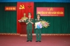 Trao tặng Huy hiệu 40 năm tuổi Đảng cho đồng chí Thiếu tướng Hồ Xuân Tiến, Phó hiệu trưởng Nhà trường