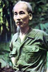 Chủ tịch Hồ Chí Minh nói về Chính trị viên